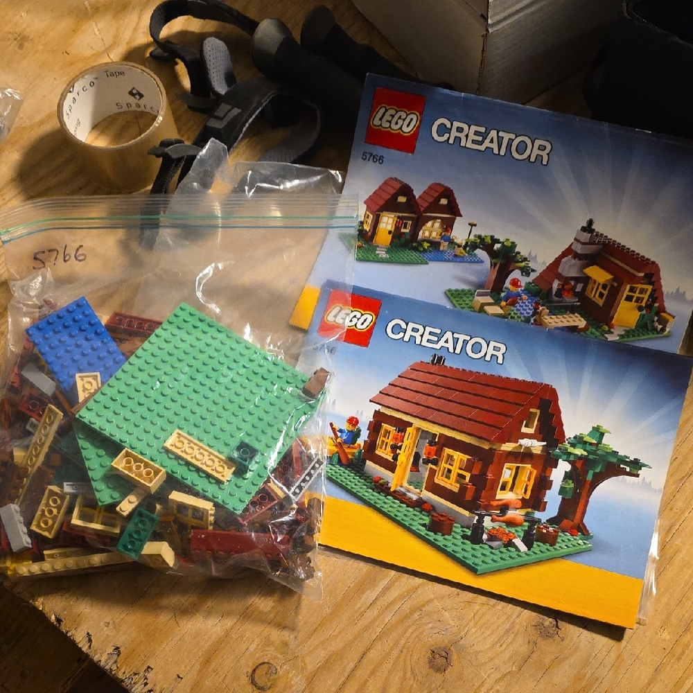 LEGO Creator Set 5766 Cabin